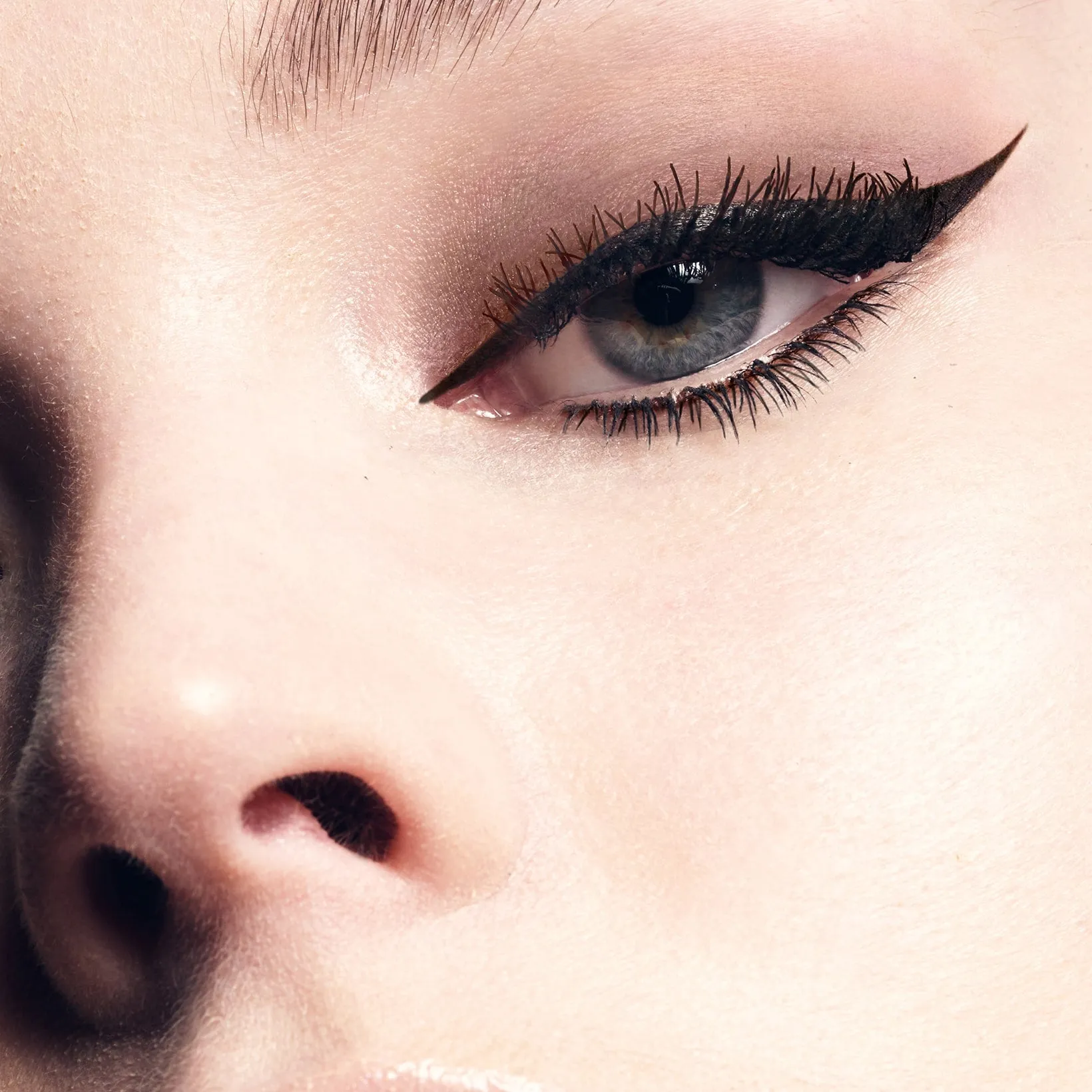 Suede Shade™ Liquid Eye Shadow