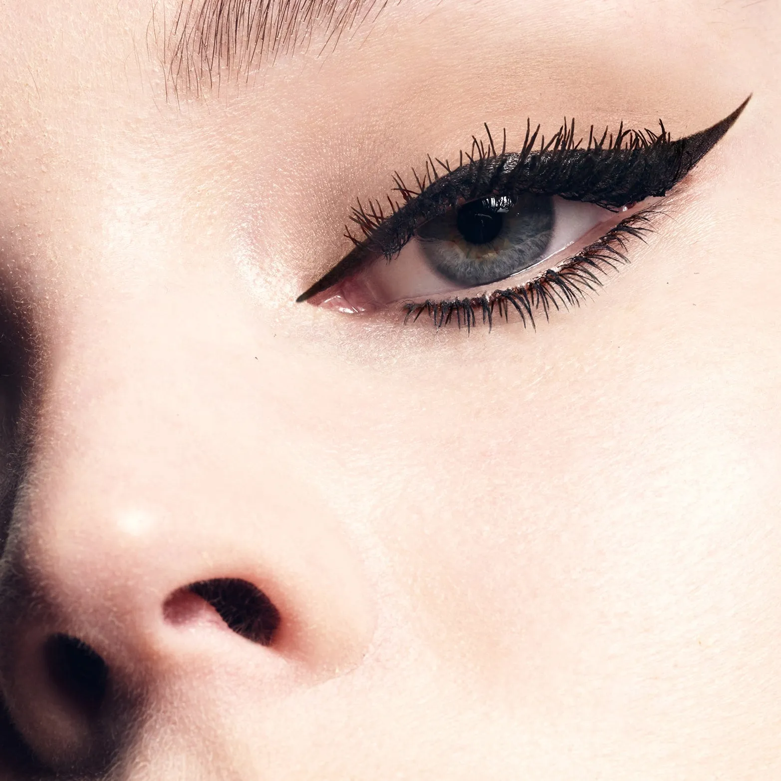 Suede Shade™ Liquid Eye Shadow